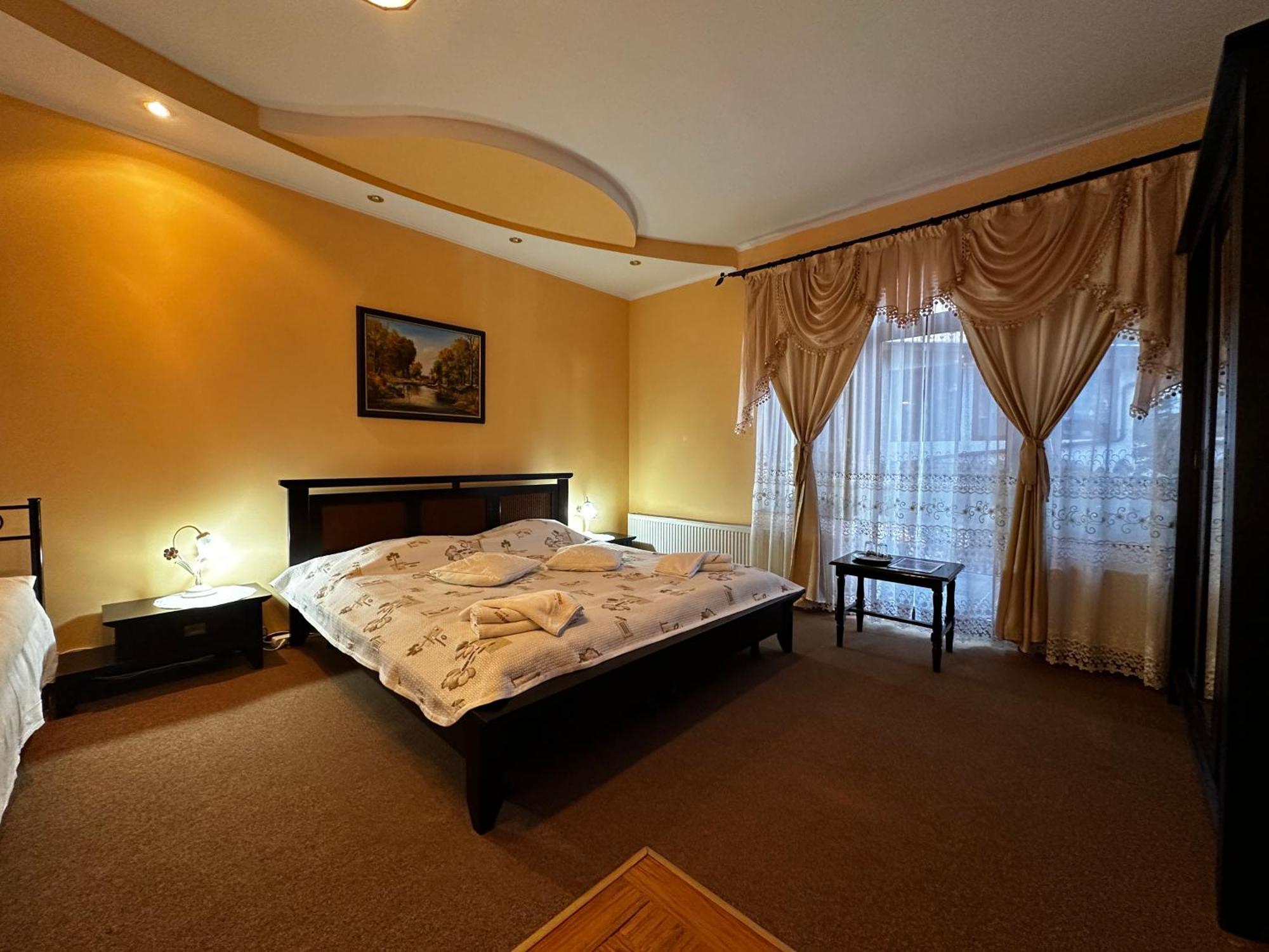 Pensiunea Crocus - Sauna & Billiard Poiana Brasov Bagian luar foto