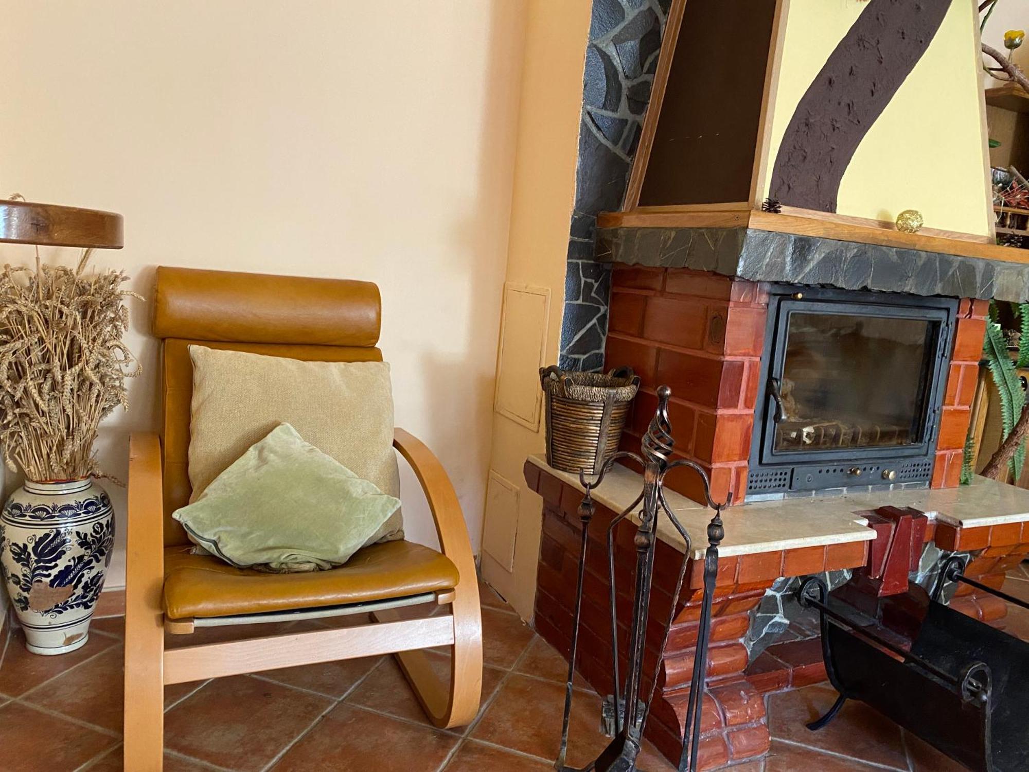 Pensiunea Crocus - Sauna & Billiard Poiana Brasov Ruang foto